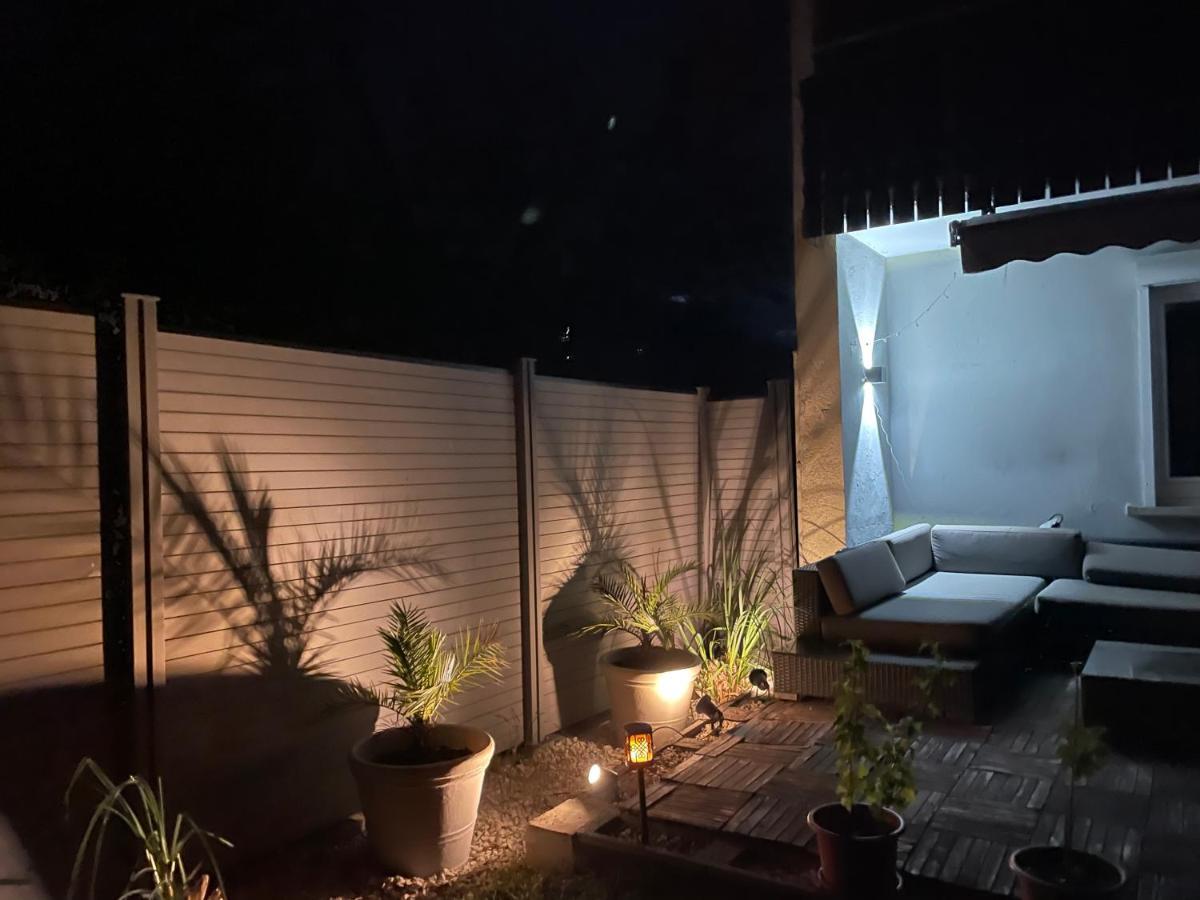Gemuetliche 3 Zimmer Wohnung Mit Grosszuegiger Terrasse Im Gruenen Reutlingen Luaran gambar