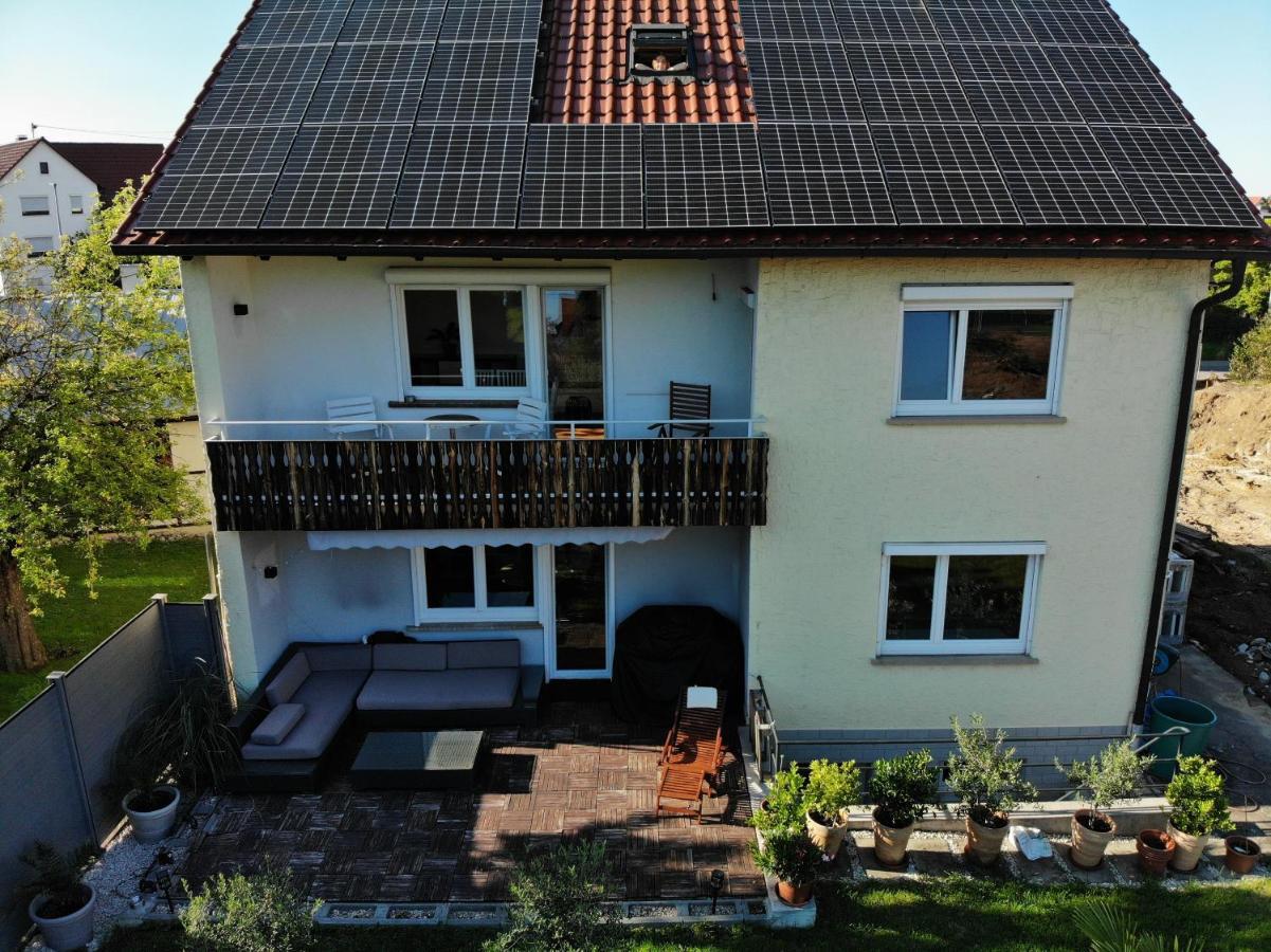 Gemuetliche 3 Zimmer Wohnung Mit Grosszuegiger Terrasse Im Gruenen Reutlingen Luaran gambar